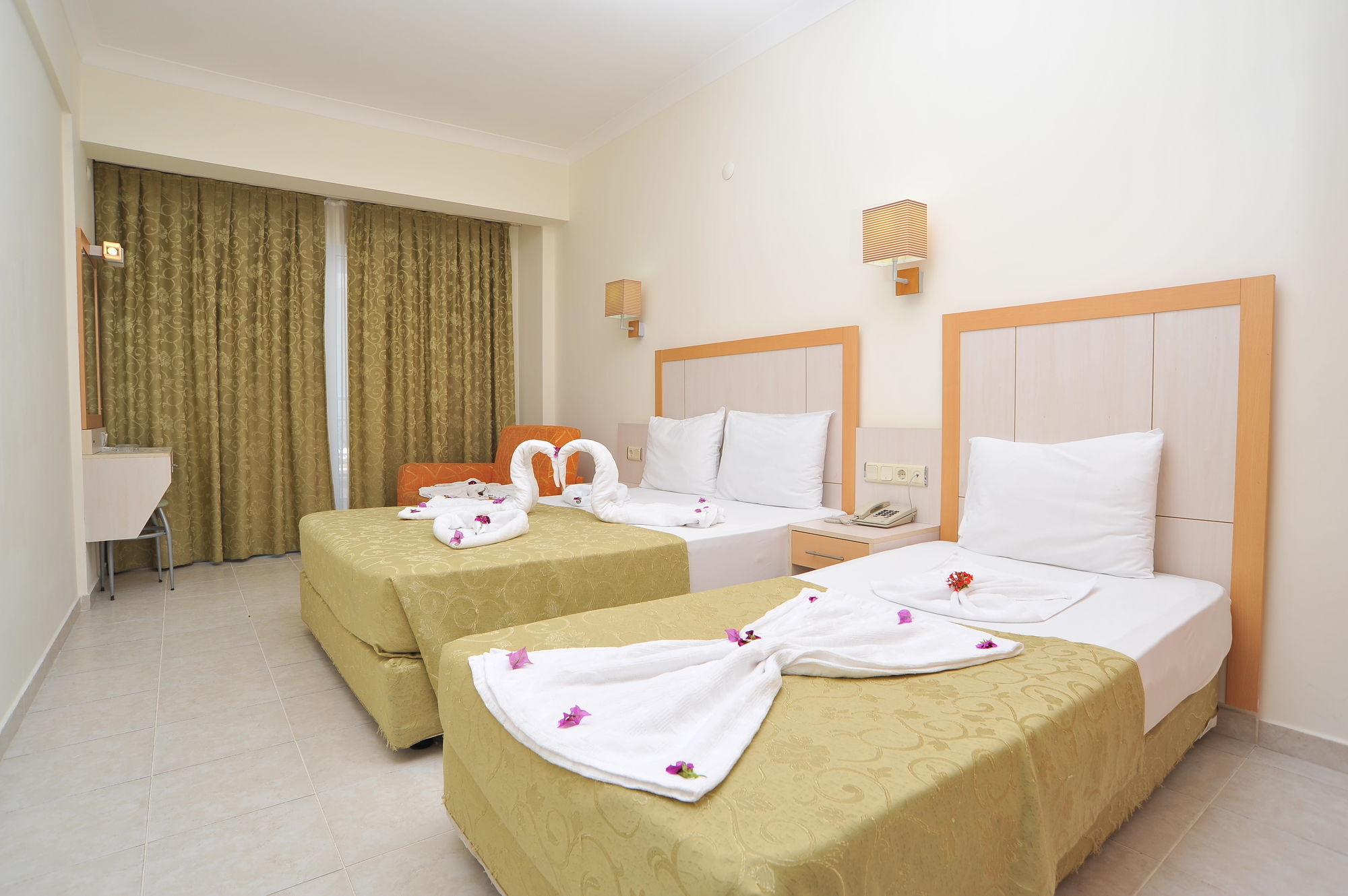 Cleopatra Golden Beach Hotel 阿拉尼亚 外观 照片